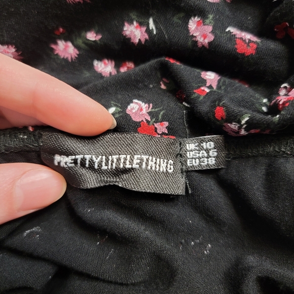Pretty Little Thing Floral Dress - Picture 7 of 8